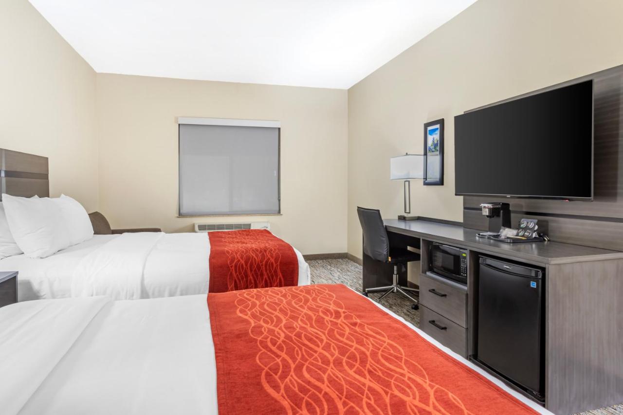 Deluxe Queen Room with Two Queen Beds - Non-Smoking at Comfort Inn Orange