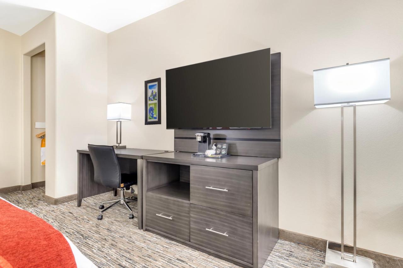 King Suite - Accessible/Non-Smoking at Comfort Inn Orange