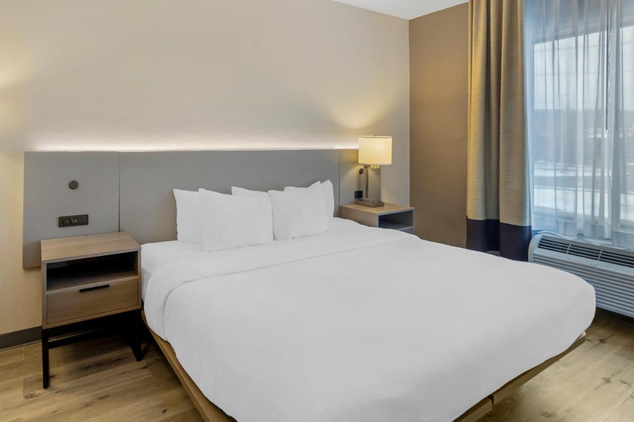 King Suite - Non-Smoking at Comfort Inn & Suites Sayre