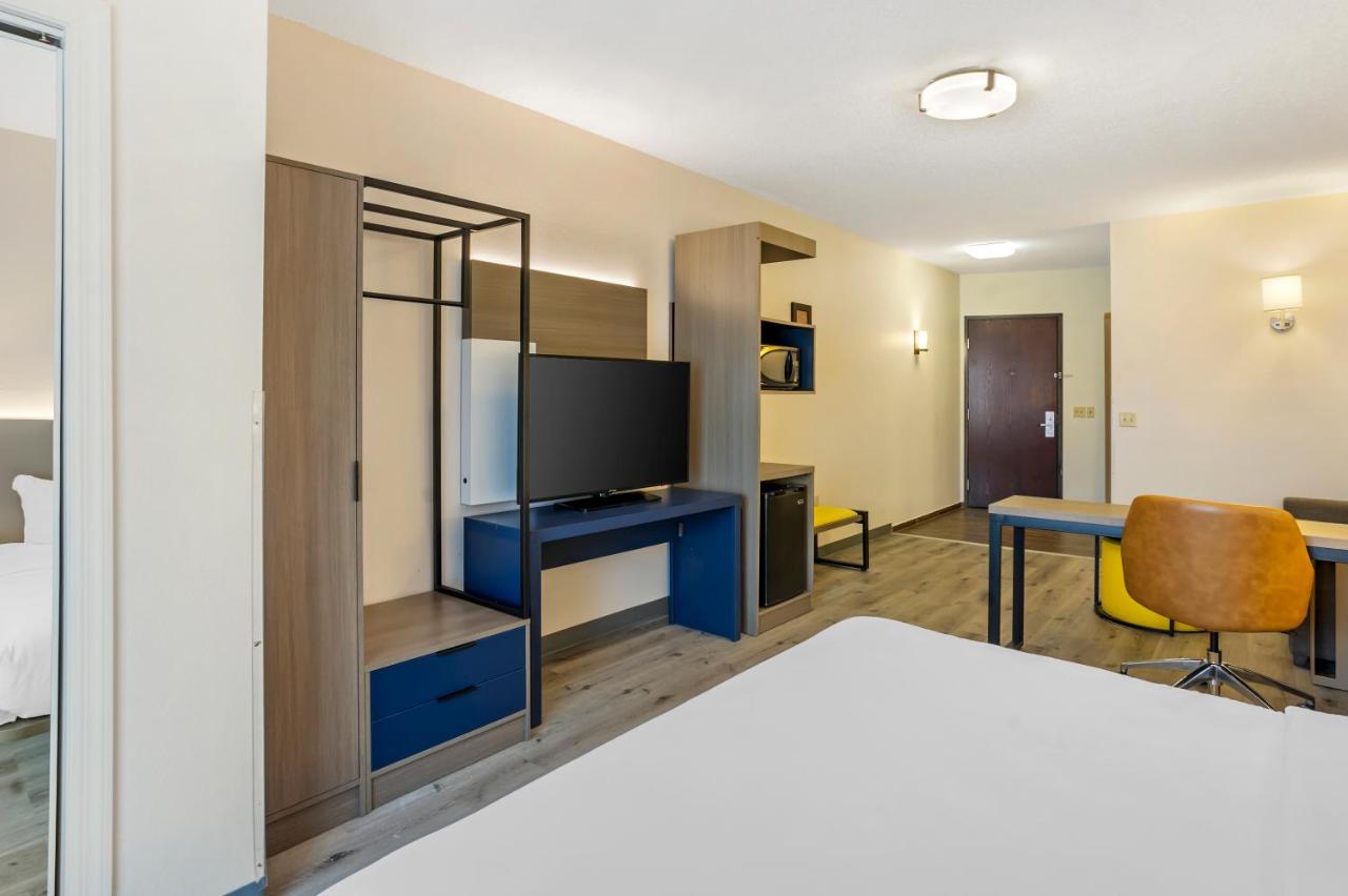 King Suite - Non-Smoking at Comfort Inn & Suites Sayre