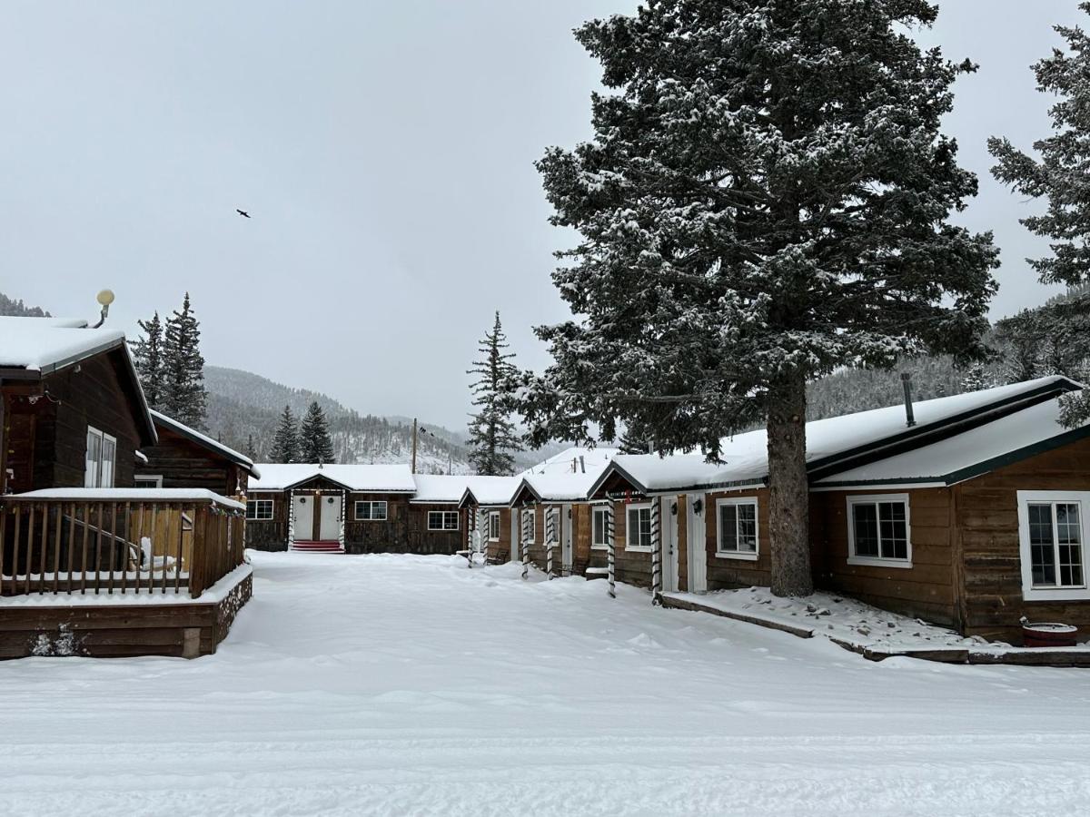| Deer Lodge