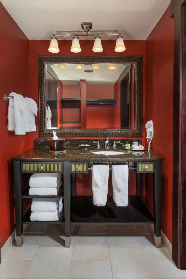 Suite with Mountain View at Bear Creek Mountain Resort