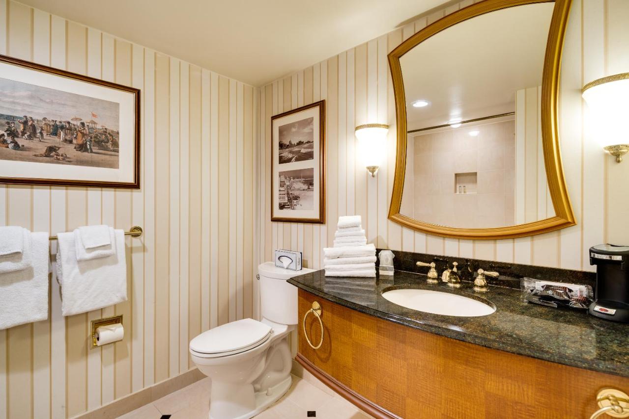 Orleans Tower Standard Double Queen at Showboat Hotel Atlantic City
