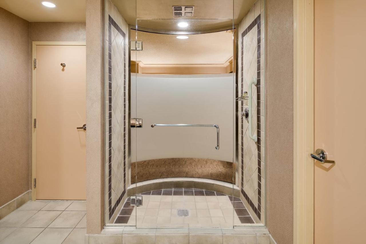Ocean View High Floor One-Bedroom King Suite at Showboat Hotel Atlantic City