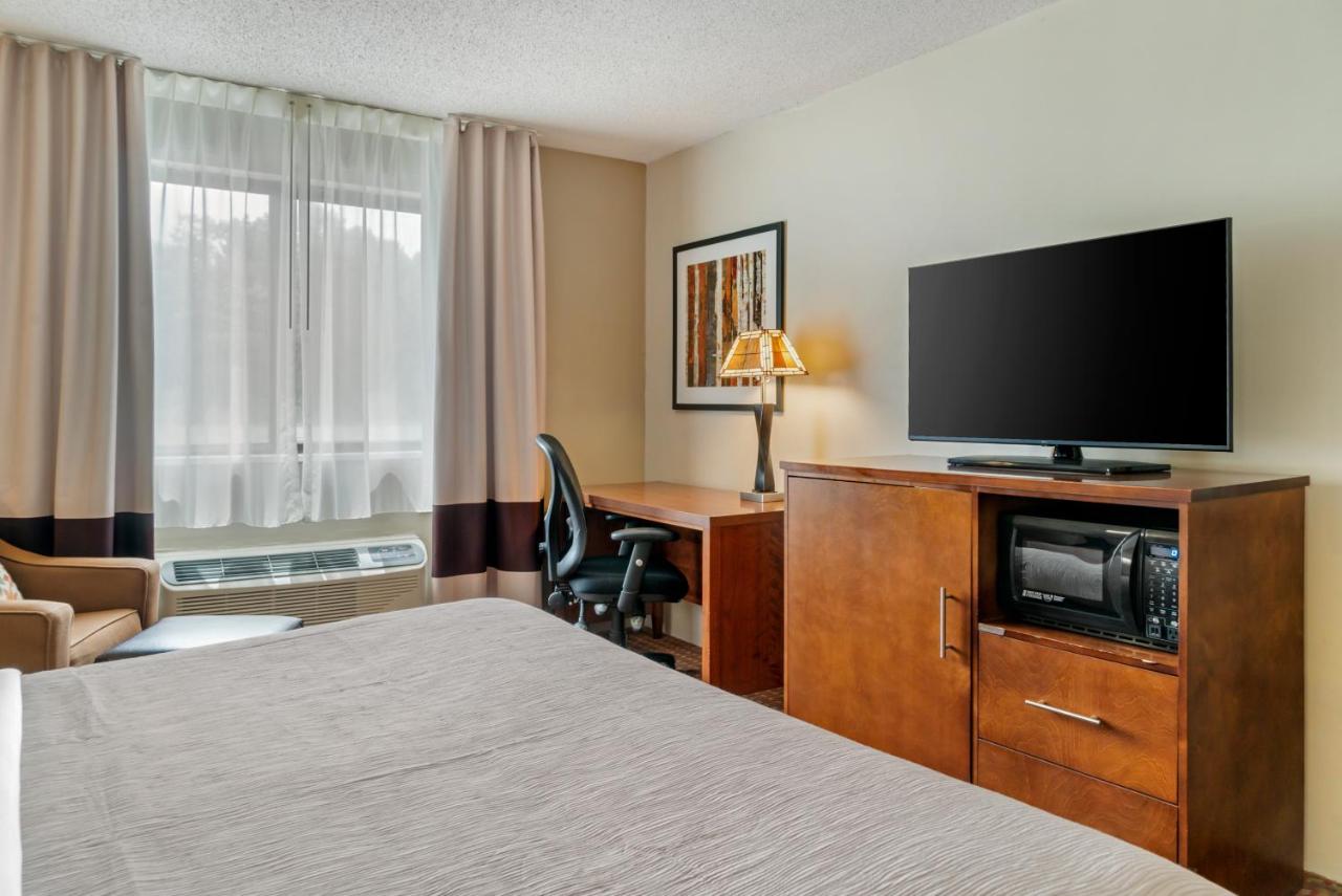 | Quality Inn Saint Ignace