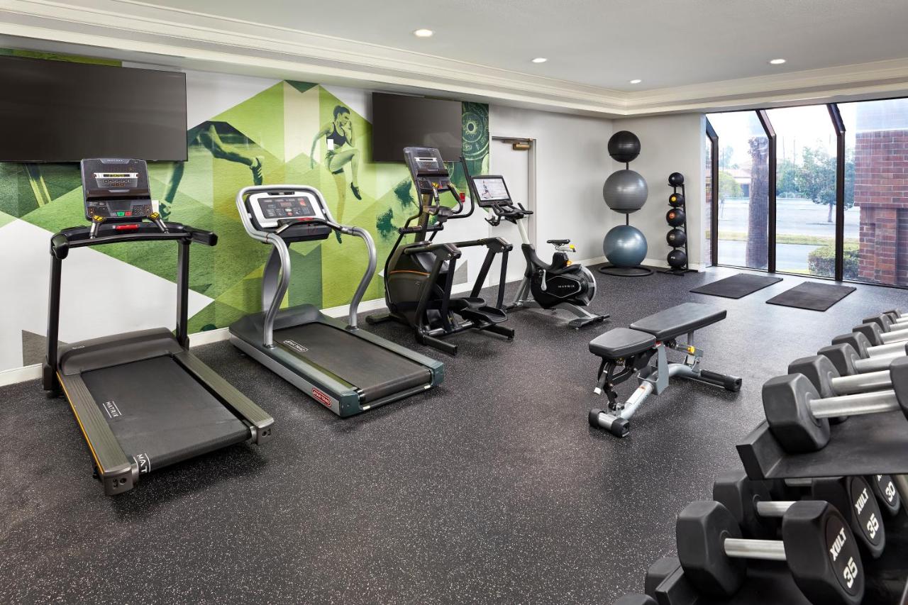 | Best Western Plus Meridian Inn & Suites, Anaheim-Orange