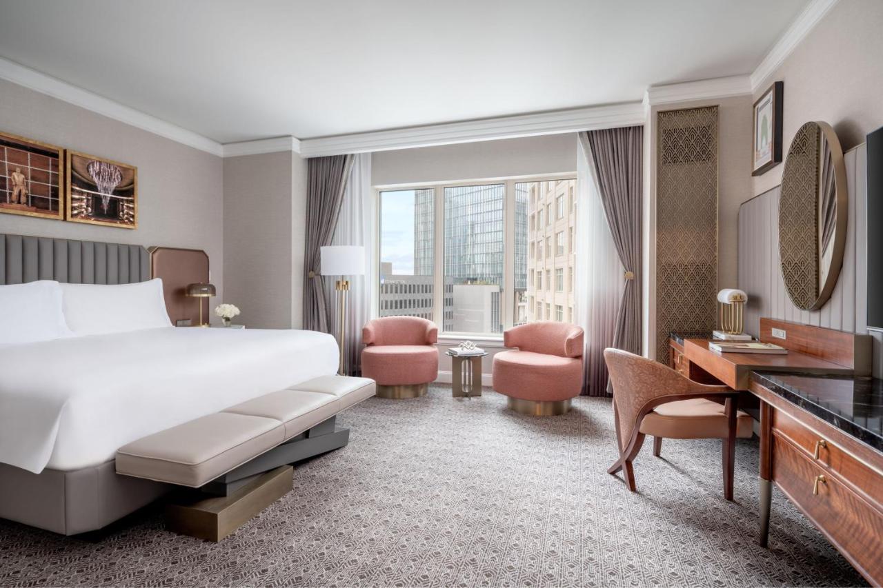 Club lounge access, Guest room, 1 King Bed at The Ritz-Carlton, Dallas