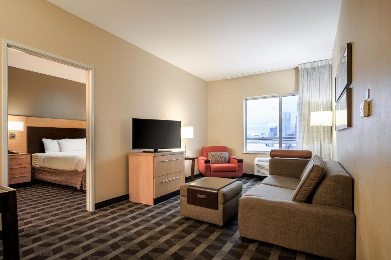 Two-Bedroom Suite at Towneplace Suites by Marriott Houston Galleria Area
