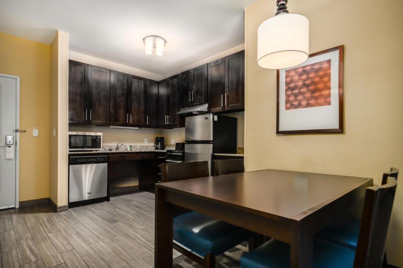 Two-Bedroom Suite at Towneplace Suites by Marriott Houston Galleria Area