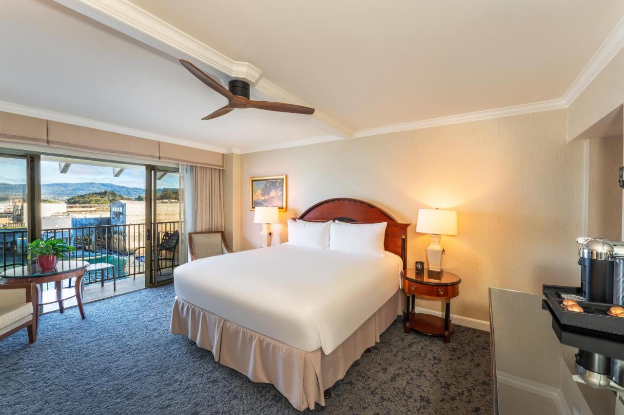 Queen Room with Partial Sea View at Monterey Plaza Hotel & Spa