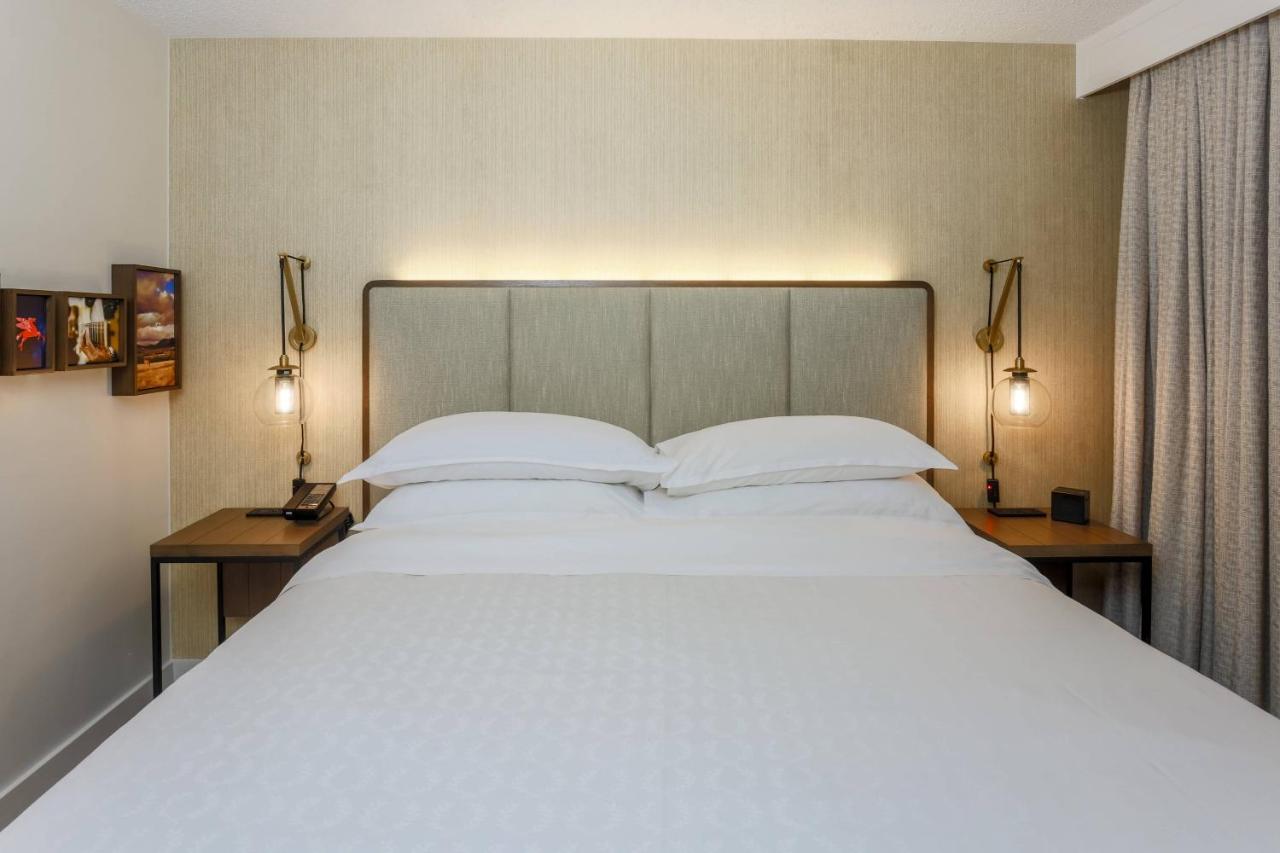 1 Queen & Sofa bed, 1 Bedroom Suite, Balcony at Sheraton Suites Market Center Dallas