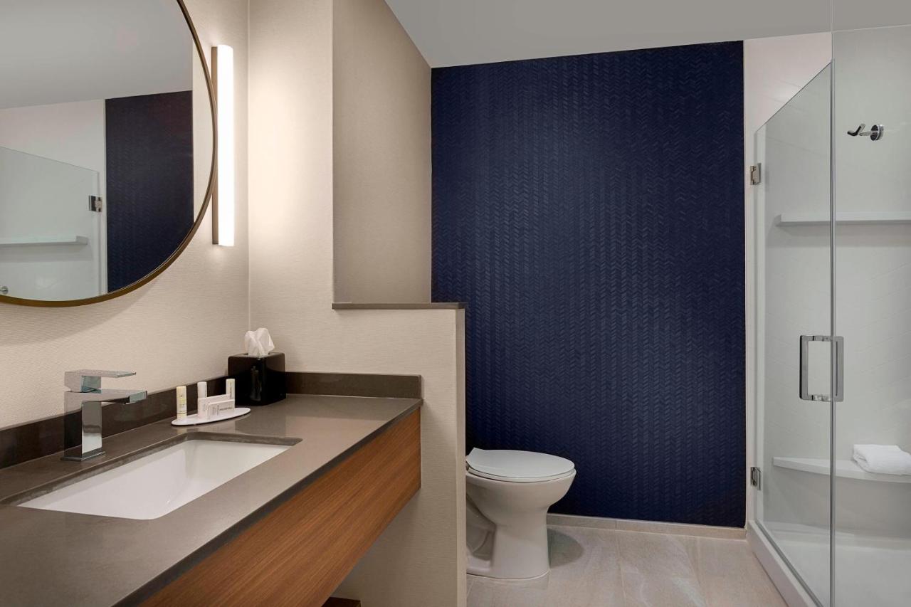 | Fairfield Inn & Suites by Marriott Shelby
