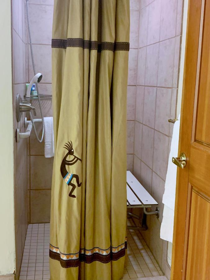 Double or Twin Room - Disability Access at Inn on the Alameda