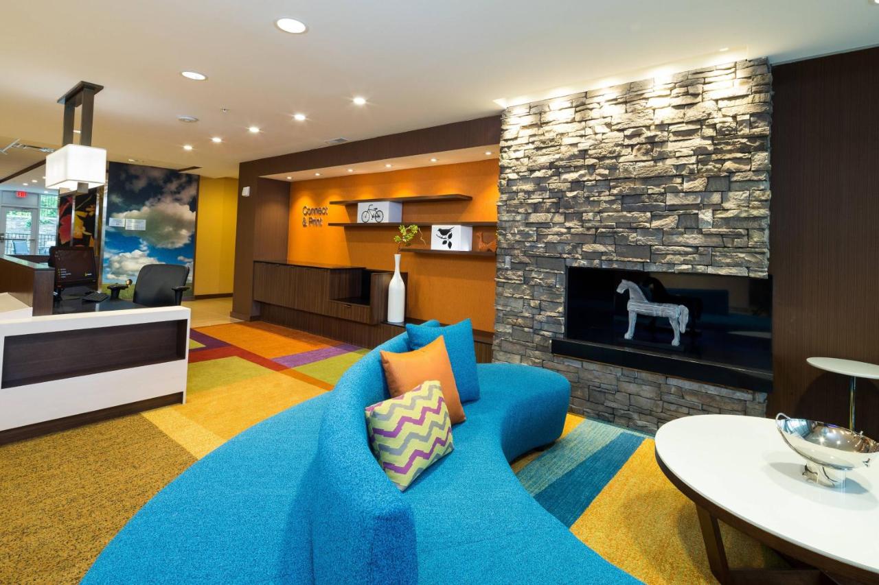 | Fairfield Inn & Suites by Marriott Detroit Chesterfield
