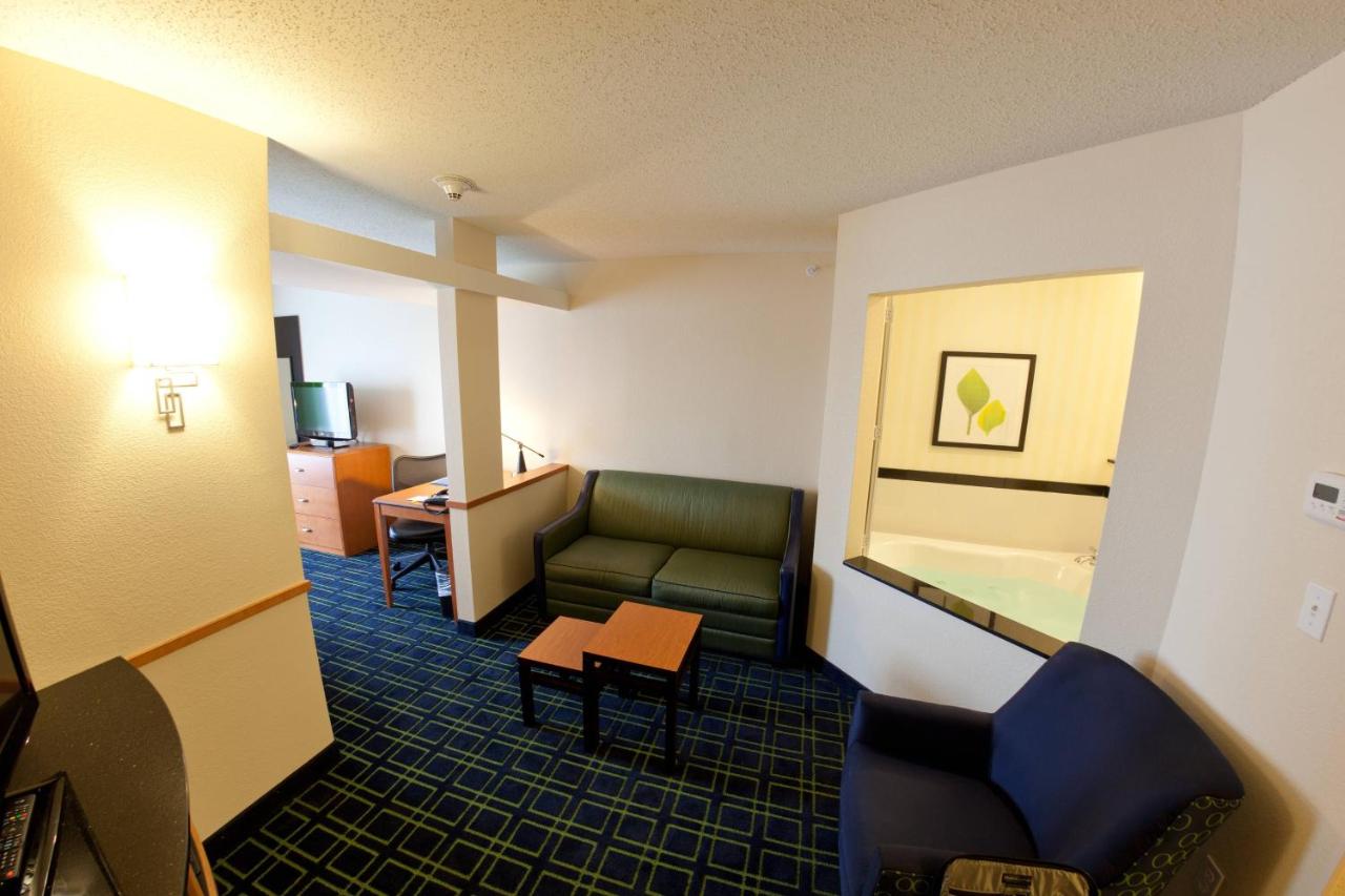  | Fairfield Inn & Suites Flint Fenton