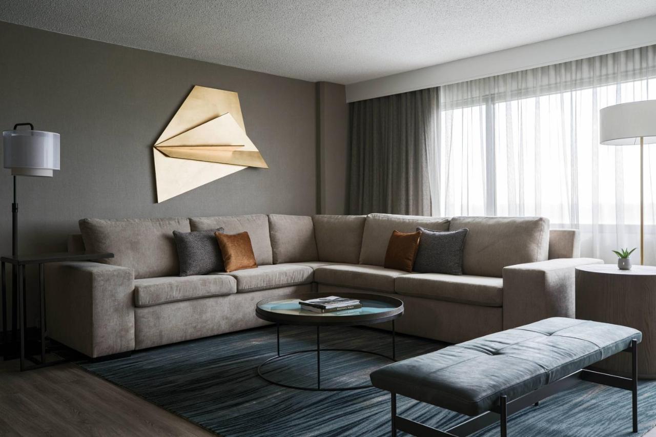 | Chicago Marriott Schaumburg