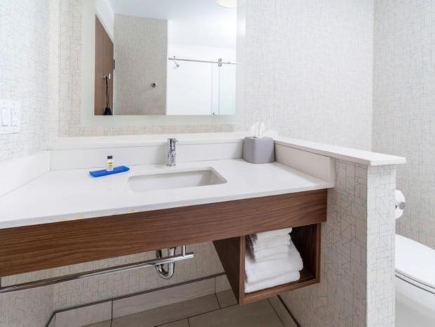 | Holiday Inn Express - Brevard, an IHG Hotel