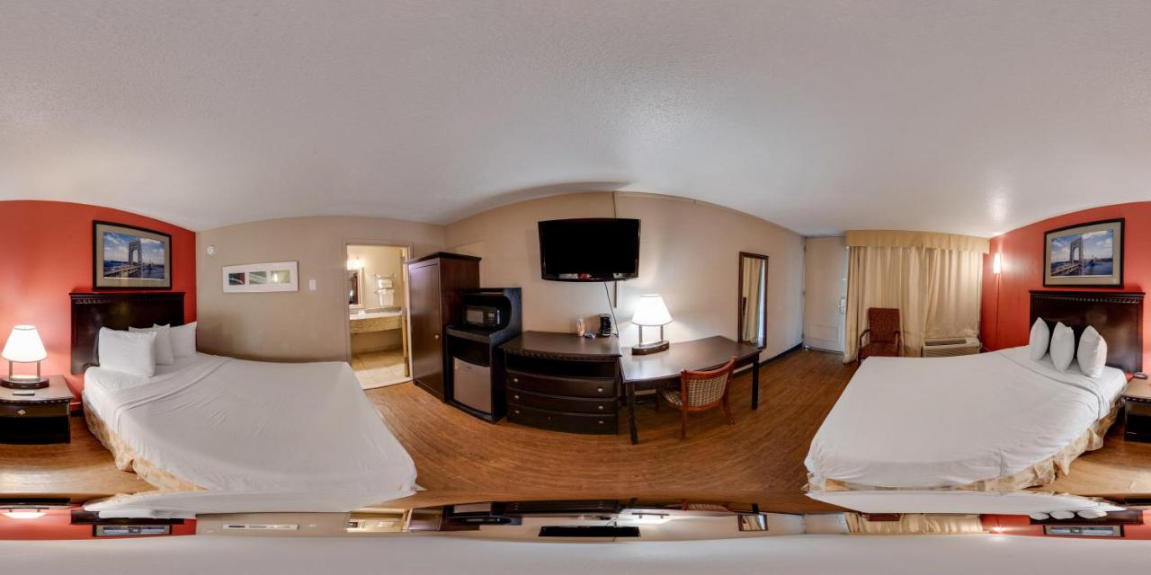 Standard Double Room with Two Double Beds - Non Smoking at Quality Inn Wayne - Fairfield Area