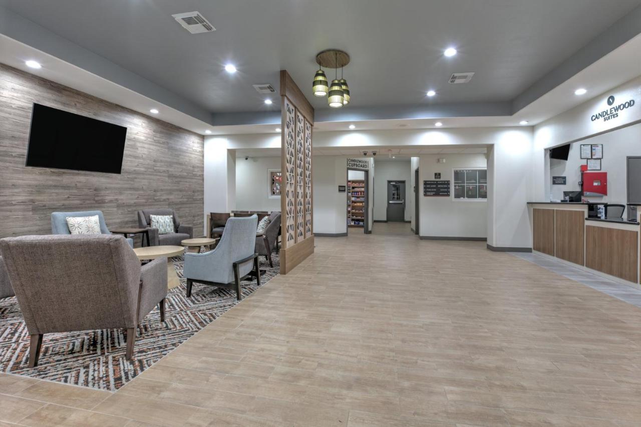 | Candlewood Suites Lake Jackson Clute, an IHG Hotel