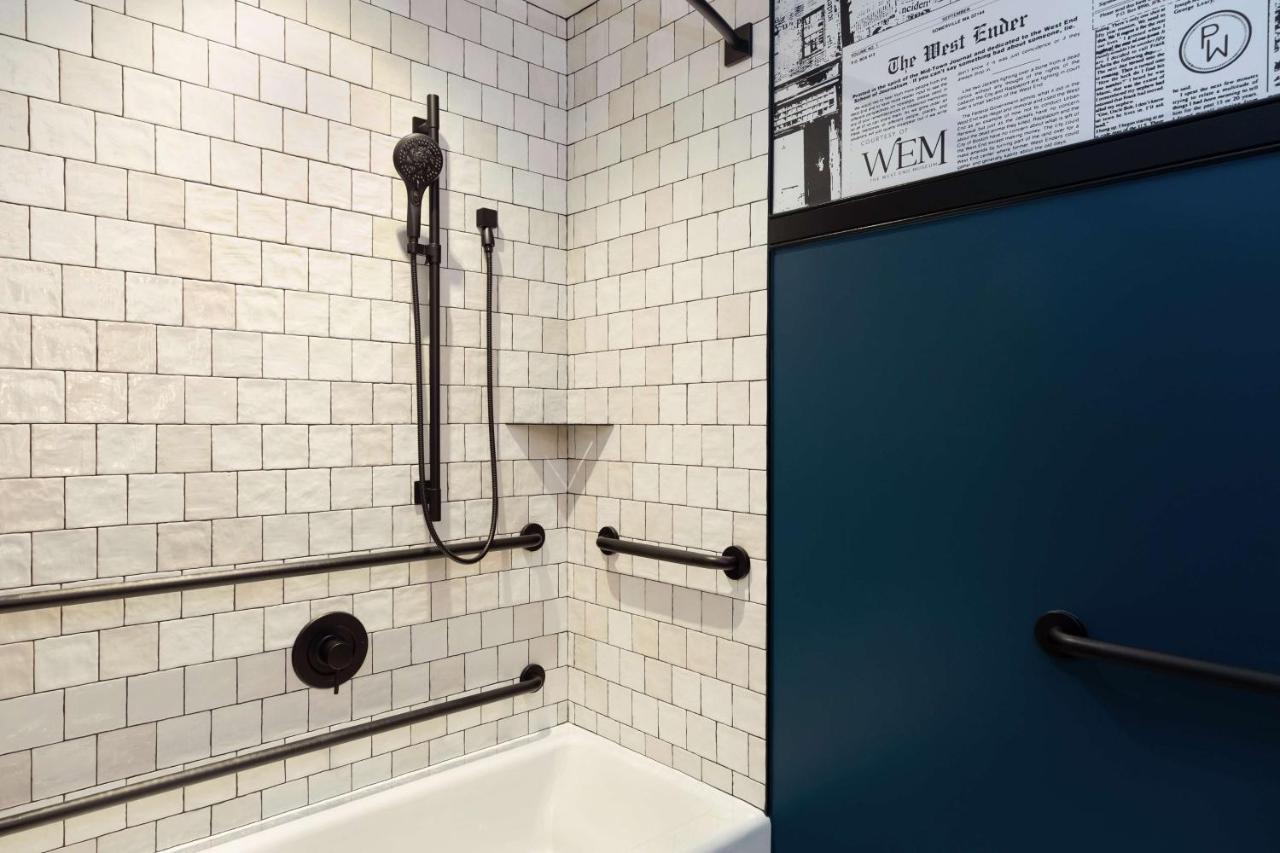 Deluxe Double Room with Two Double Beds and Bath Tub - Mobility/Hearing Accessible at Pennyweight Hotel Boston, Curio Collection by Hilton