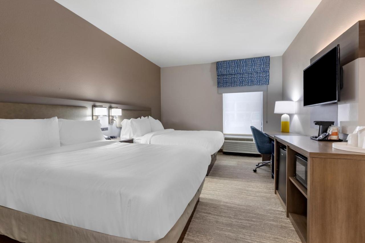 Quadruple Room - Non Smoking/Interior Corridor at Comfort Inn - Weatherford