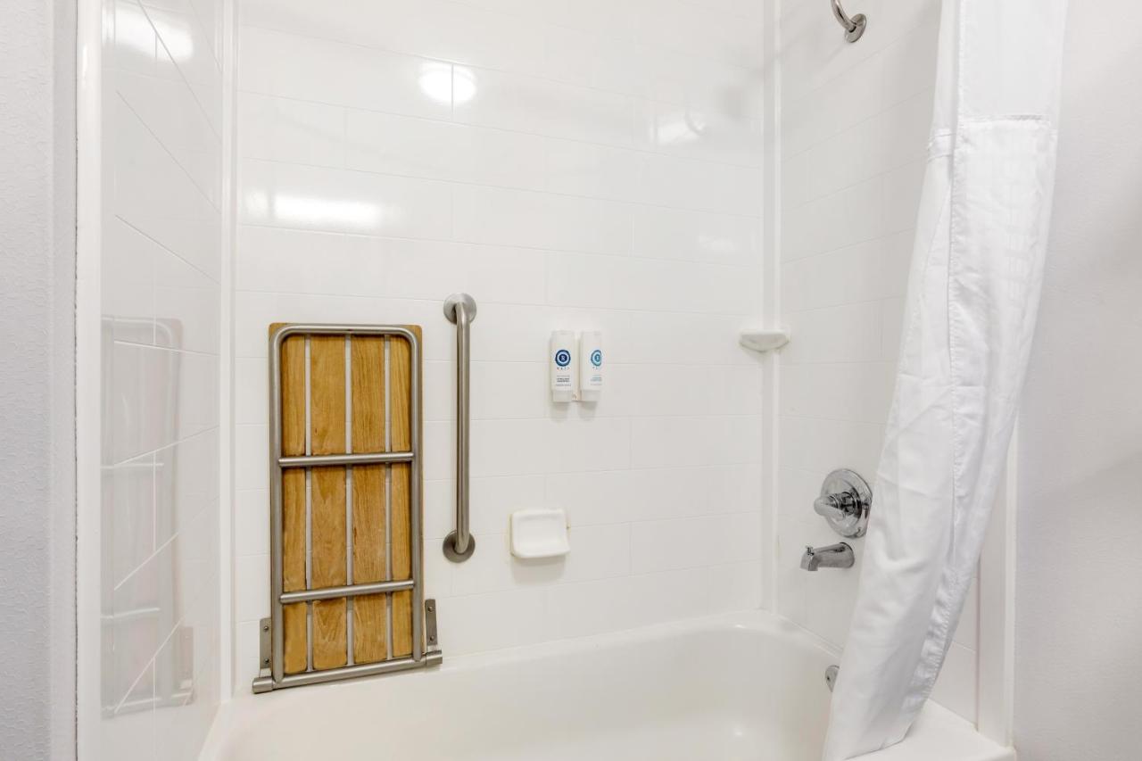 King Suite with Sofa bed - Disability Access/Non Smoking at Comfort Inn - Weatherford
