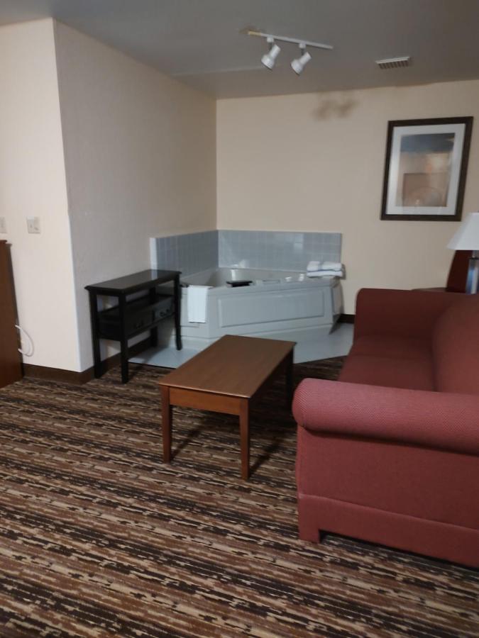 King Studio Suite - Non-Smoking at Days Inn & Suites by Wyndham Fargo 19th Ave/Airport Dome