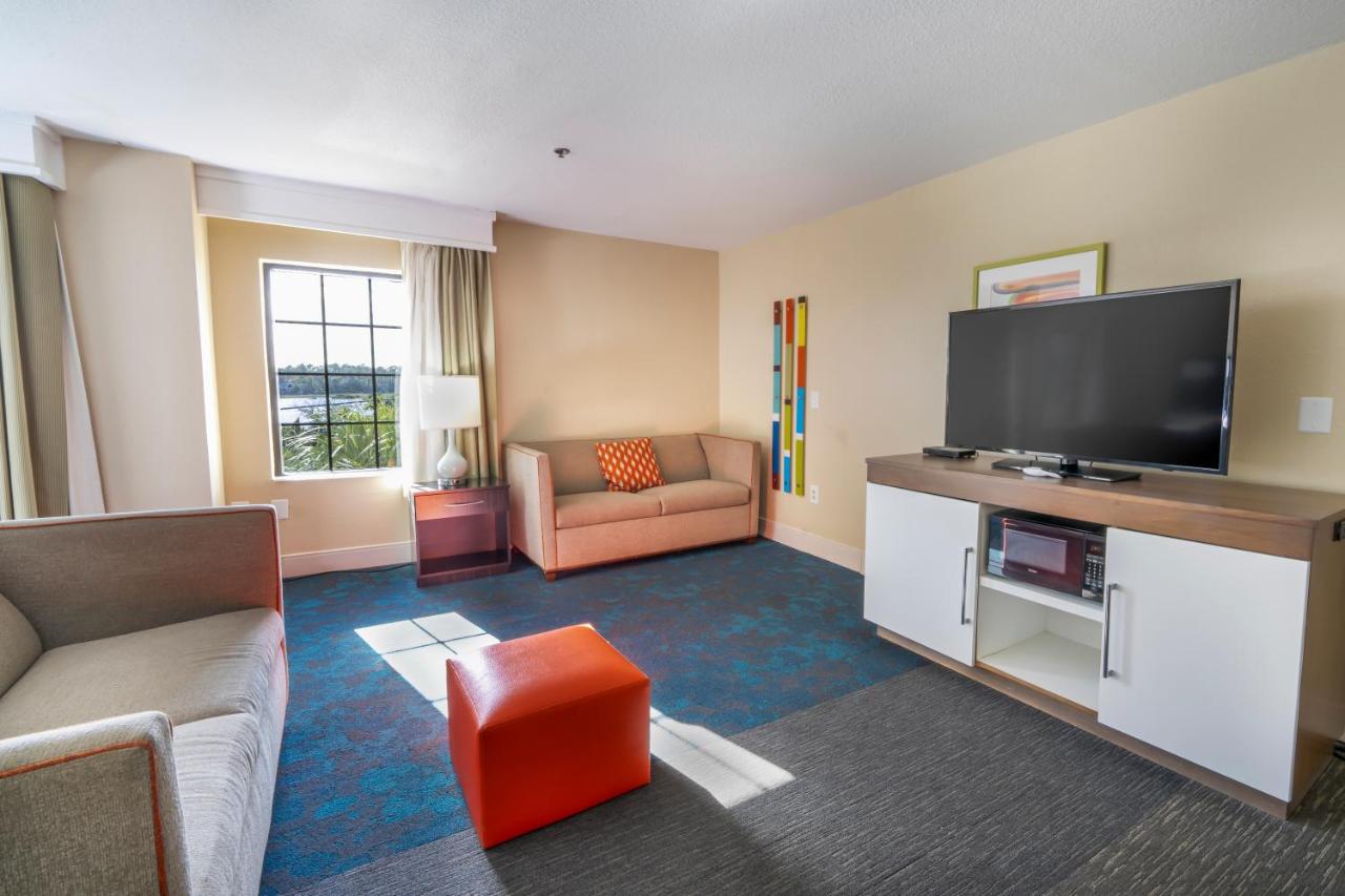 King Room with Bath Tub - Disability Accessible at Hampton Inn St. Augustine US1 North