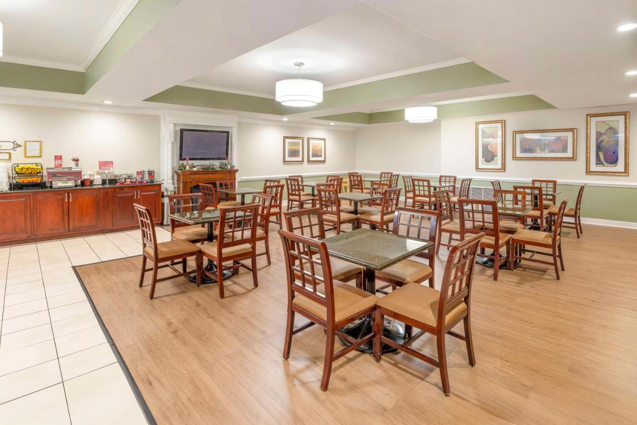 | Best Western PLUS Governor's Inn Richmond