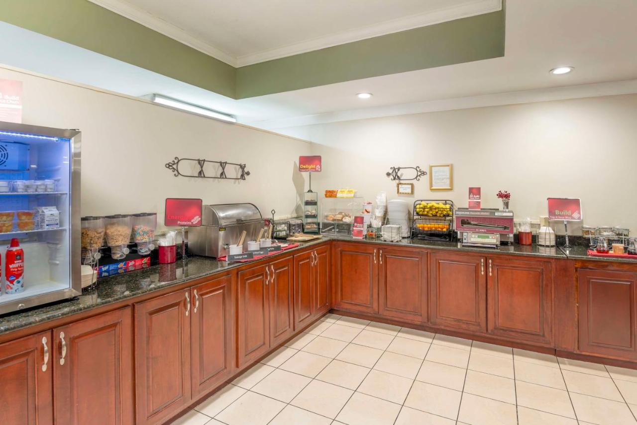 | Best Western PLUS Governor's Inn Richmond