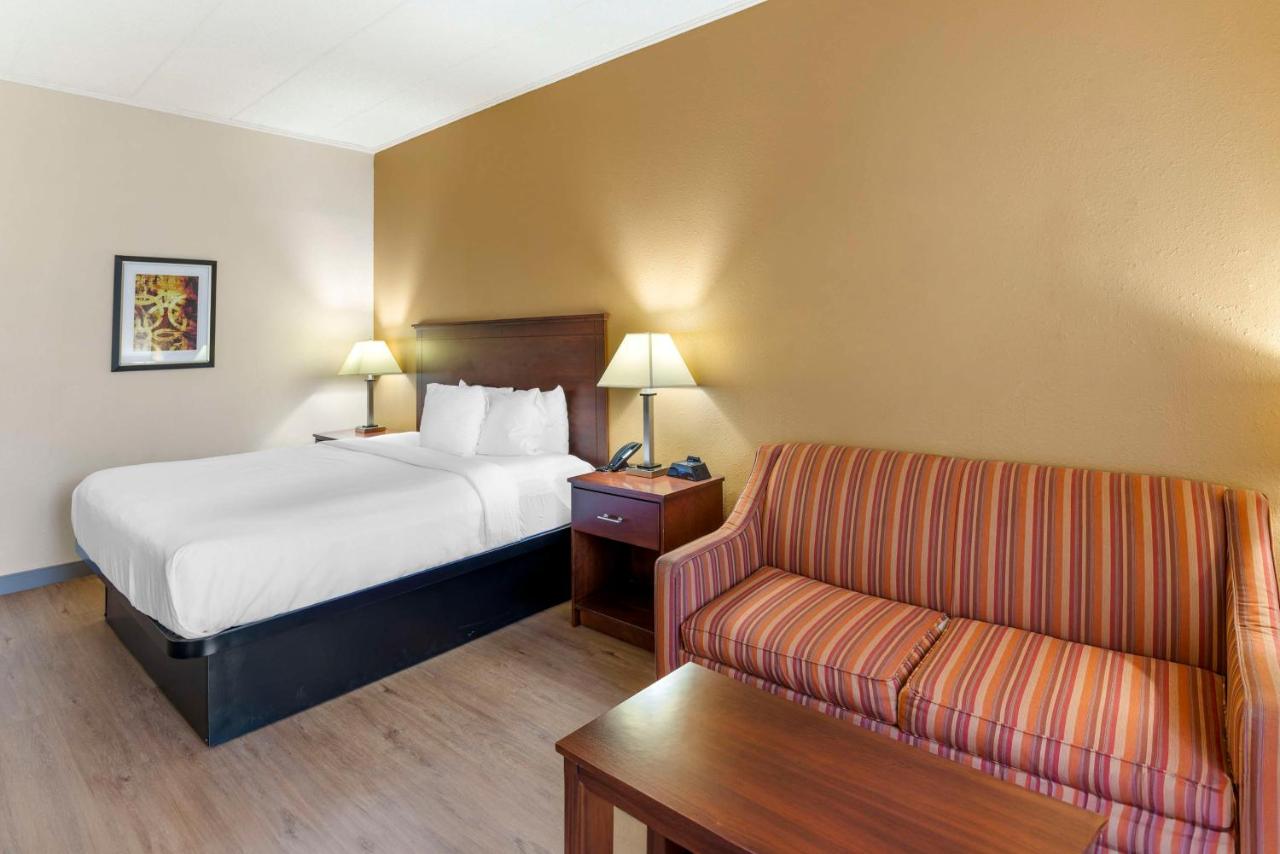 | Best Western PLUS Governor's Inn Richmond