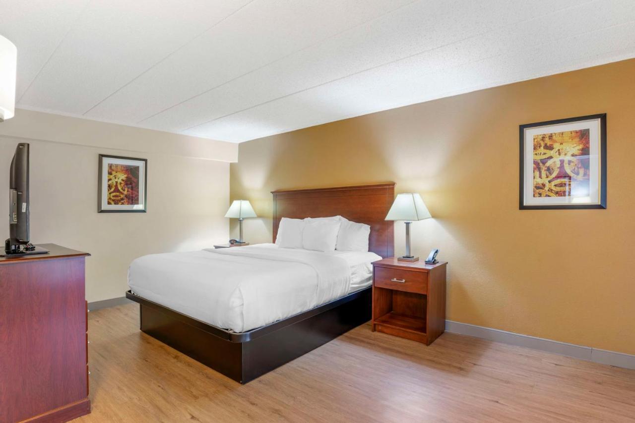 | Best Western PLUS Governor's Inn Richmond