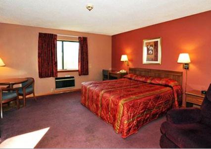 Queen Room - Non-Smoking at Econo Lodge Massena Hwy 37