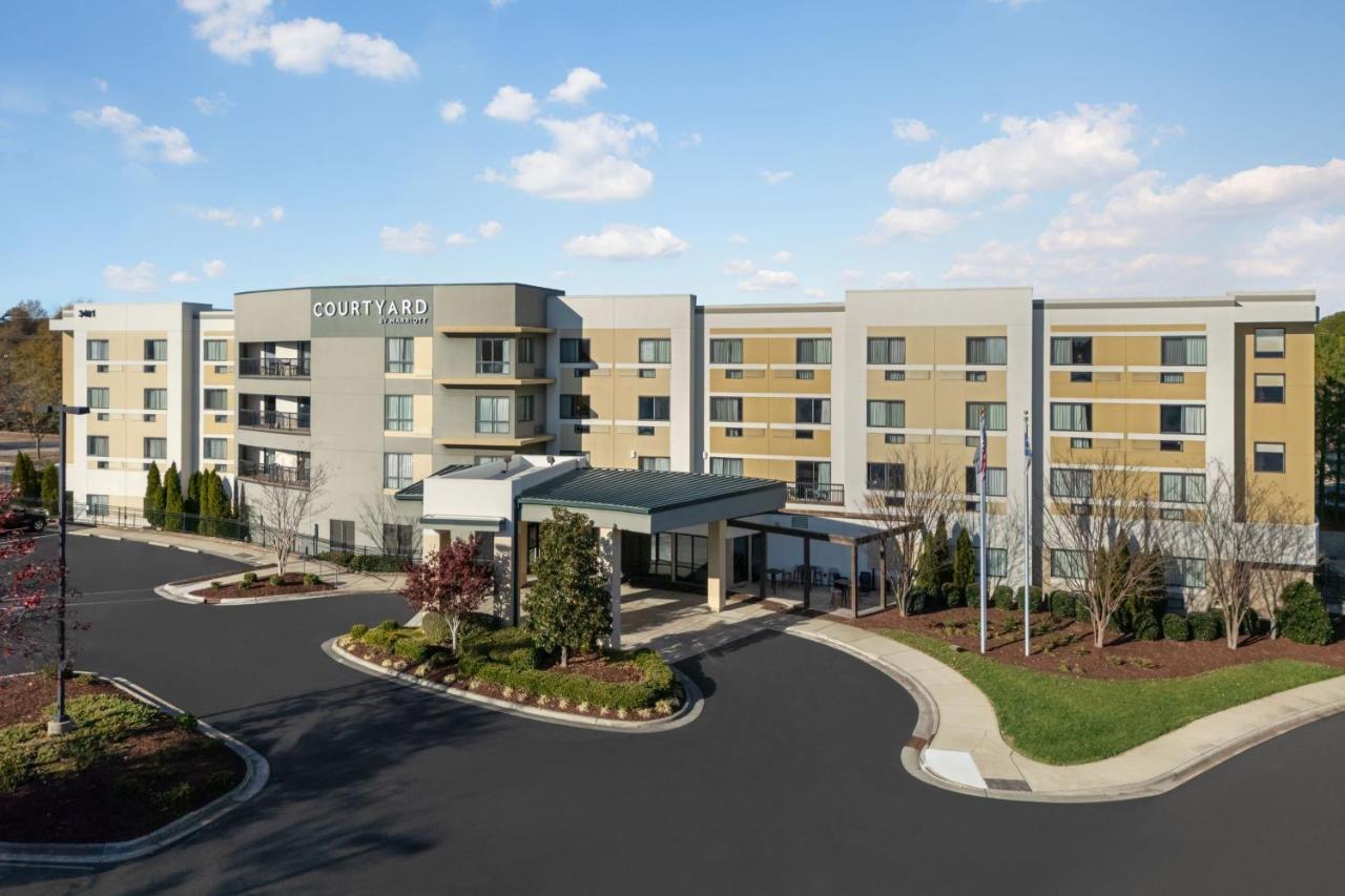  | Courtyard by Marriott Raleigh North/Triangle Town Center