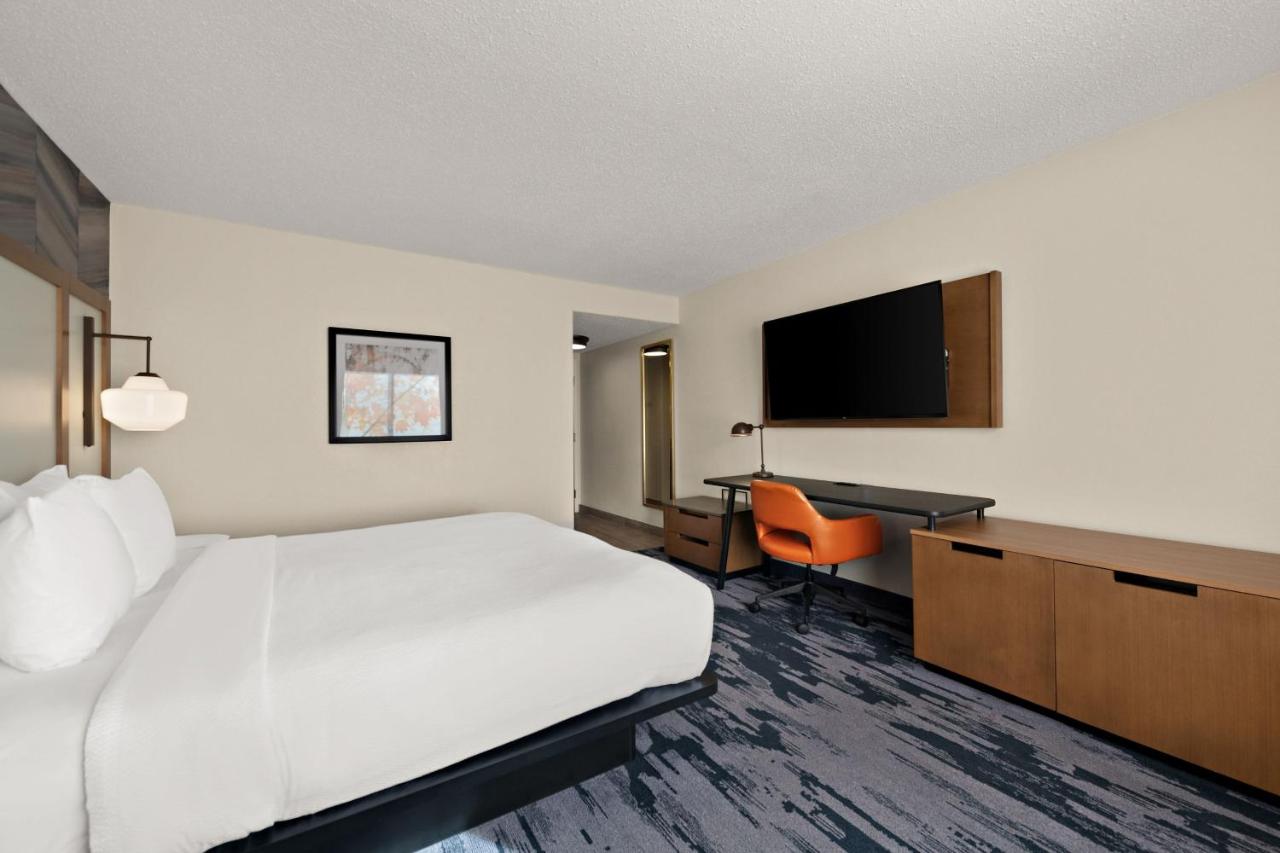 | Fairfield by Marriott Chesapeake