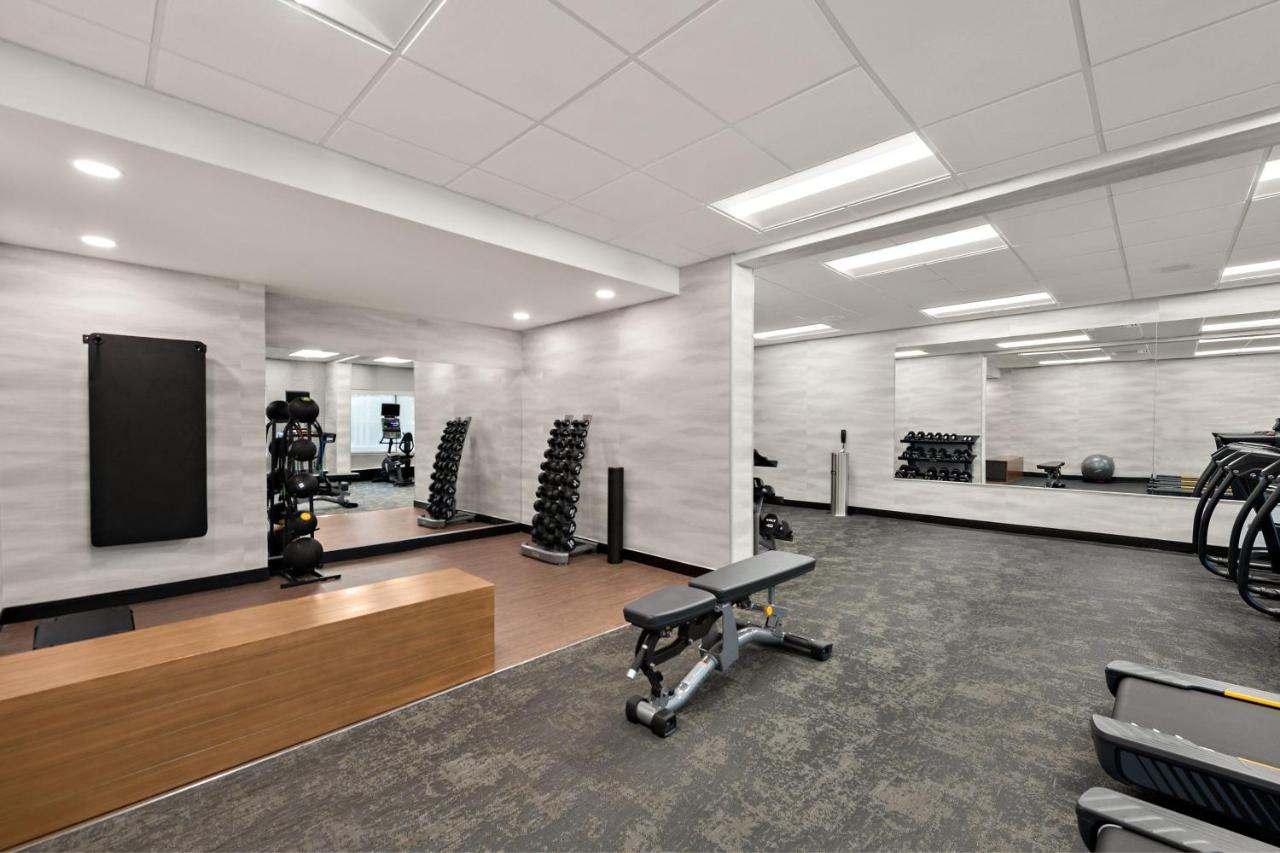 | Fairfield by Marriott Chesapeake