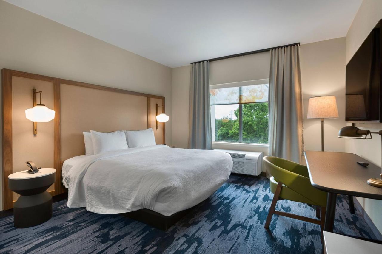 | Fairfield by Marriott Inn & Suites Statesville
