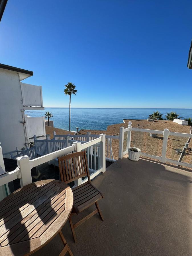 Queen Room with Ocean View at Capri Laguna on the Beach