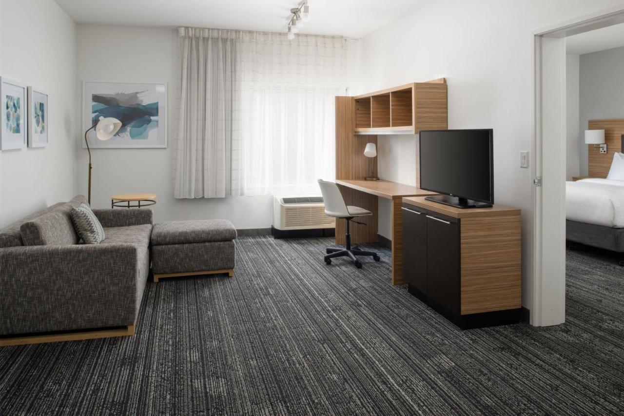 One-Bedroom Queen Suite at TownePlace Suites Olympia