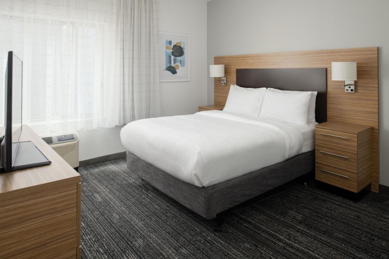 One-Bedroom Queen Suite at TownePlace Suites Olympia