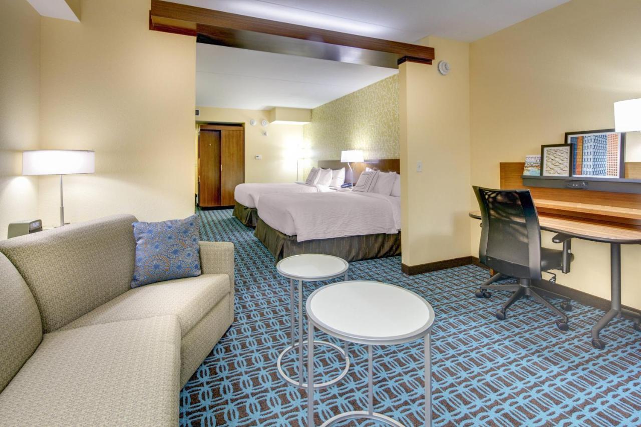 Queen Suite at Fairfield Inn & Suites by Marriott Asheville Tunnel Road