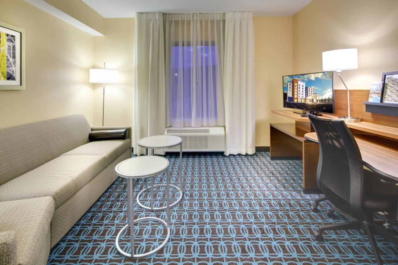 Queen Suite at Fairfield Inn & Suites by Marriott Asheville Tunnel Road