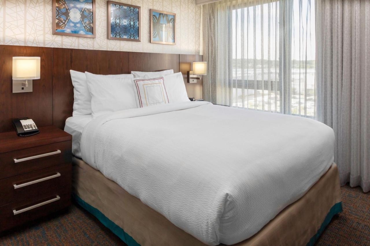| Residence Inn by Marriott Boston Burlington