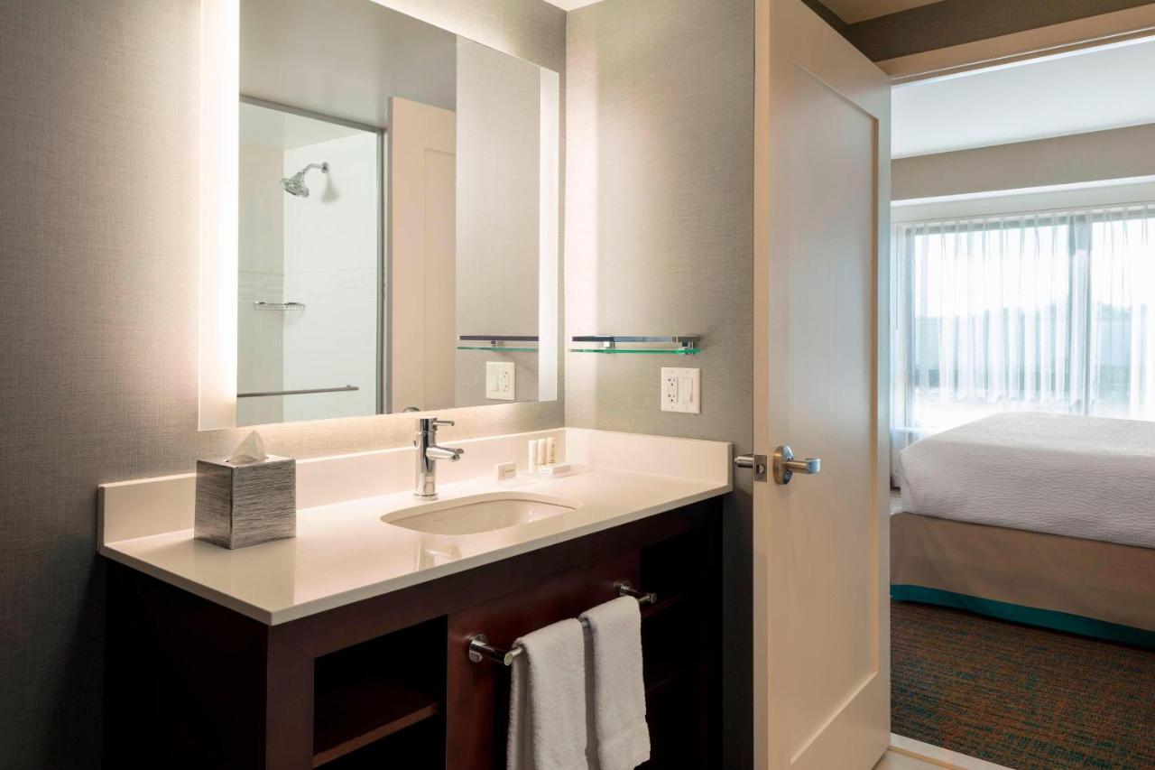 | Residence Inn by Marriott Boston Burlington