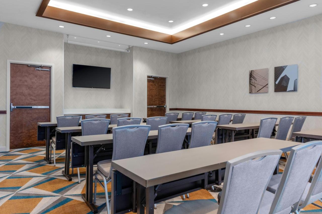 | Residence Inn by Marriott Boston Burlington
