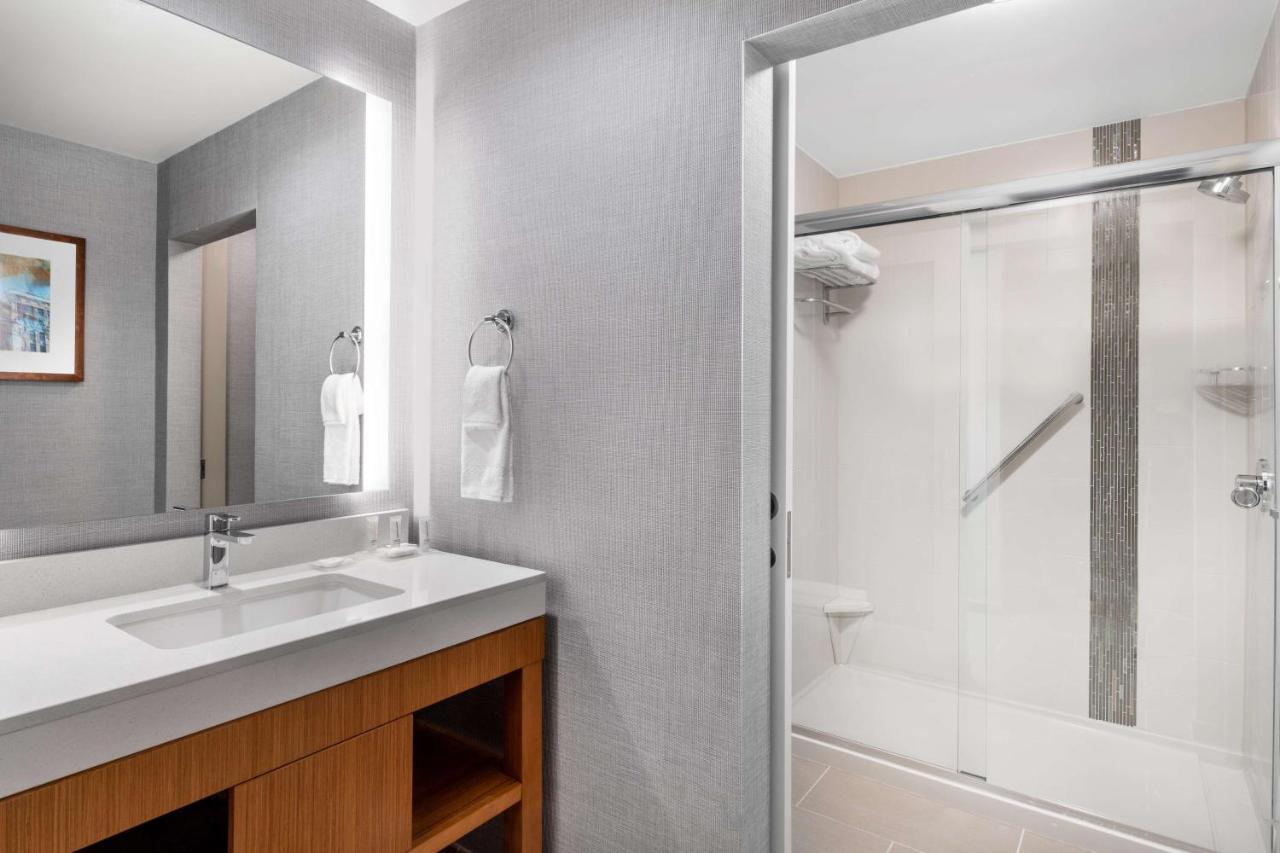 | Hyatt Place Fort Worth-Alliance Town Center