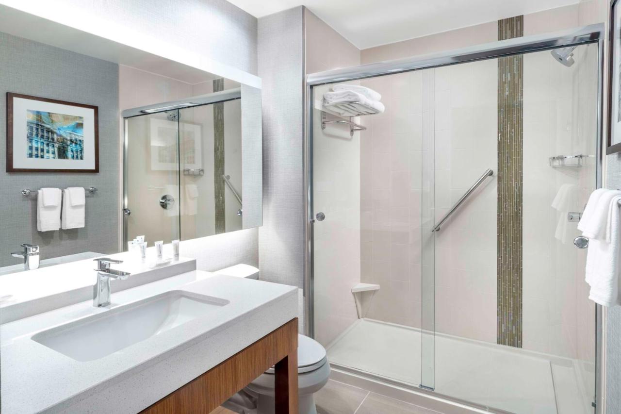 | Hyatt Place Fort Worth-Alliance Town Center