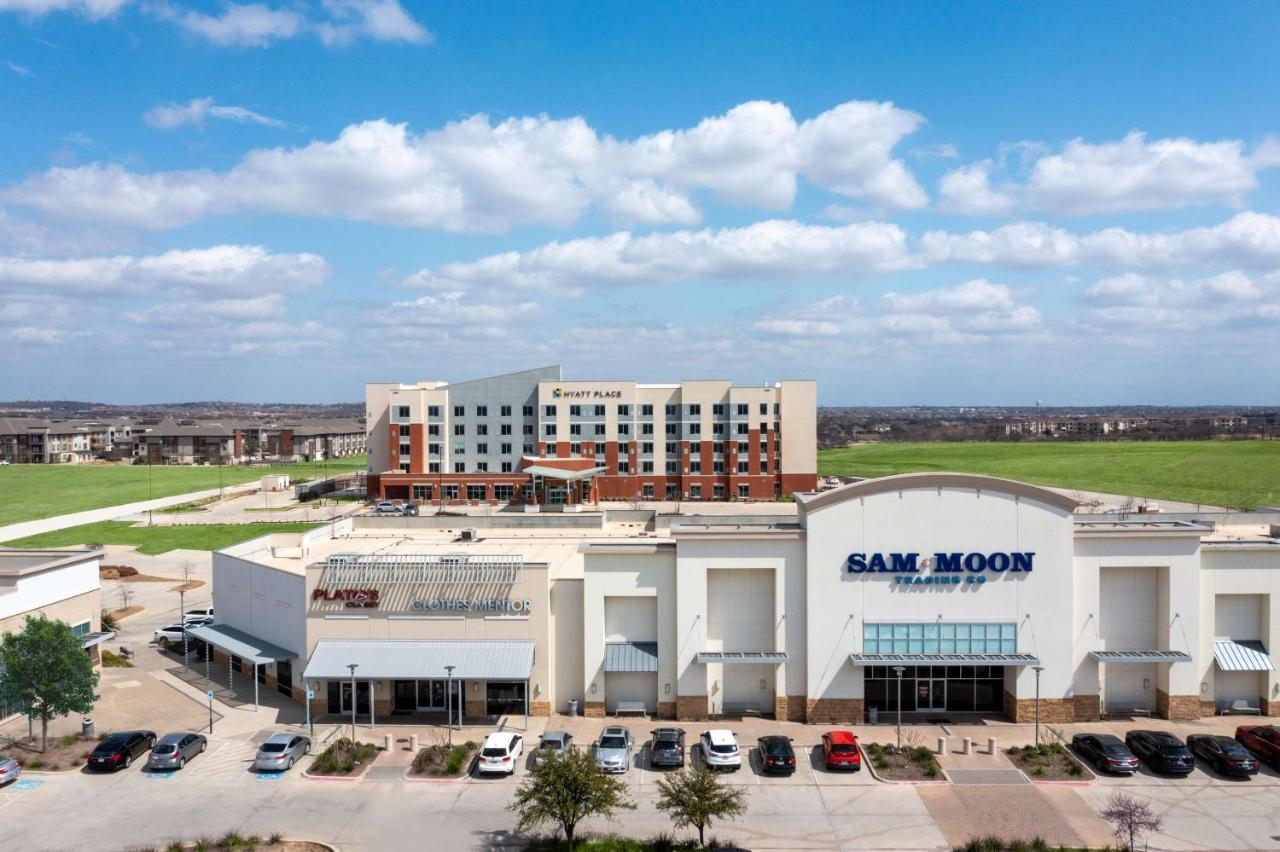| Hyatt Place Fort Worth-Alliance Town Center