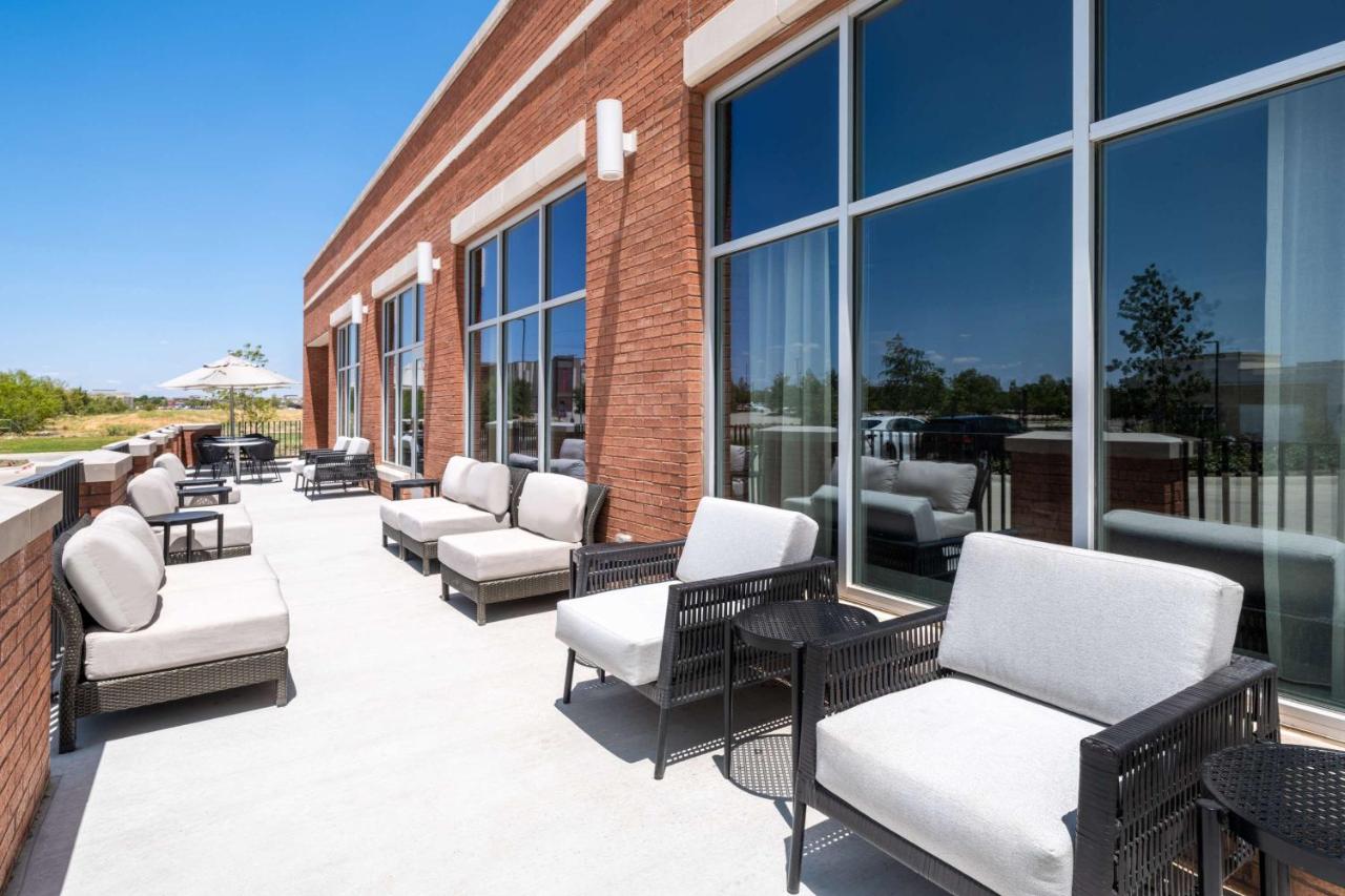 | Hyatt Place Fort Worth-Alliance Town Center