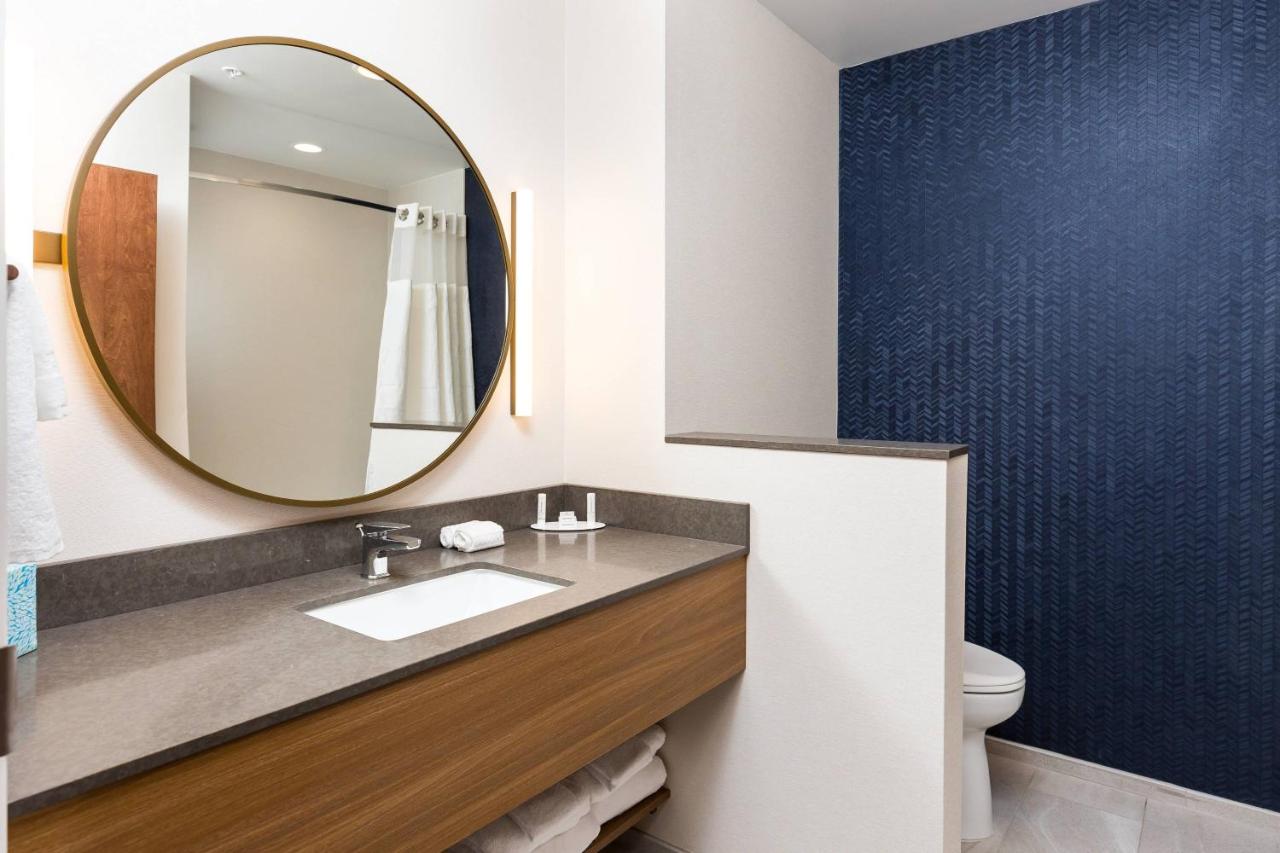 | Fairfield Inn & Suites by Marriott Crestview